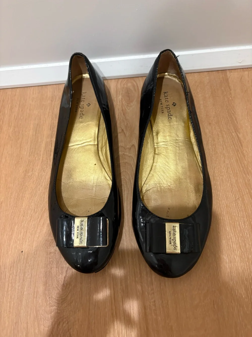 kate spade Black Patent Bow Flats size 9.5